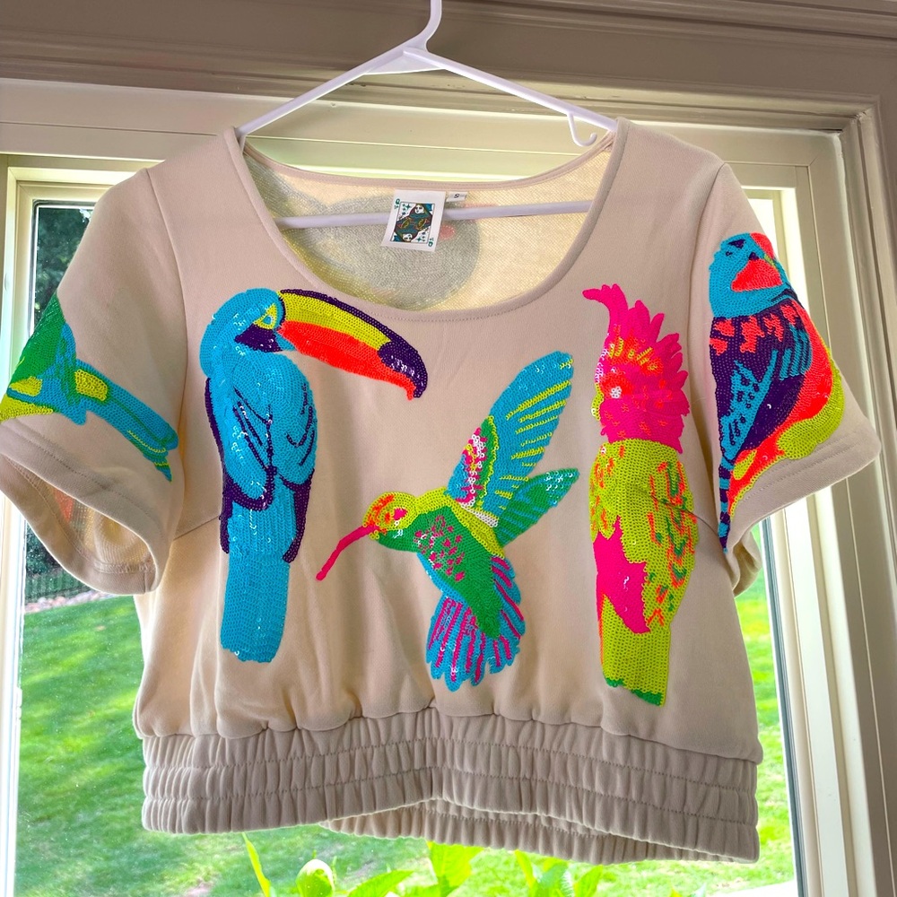 Queen of Sparkles | Neon Birds crop top size Small